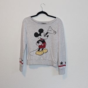 Divided Disney Mickey Sweatshirt wide neck star print